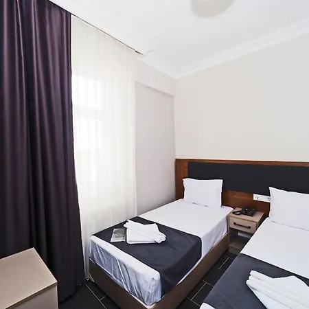 Diamond Premium Hotel *